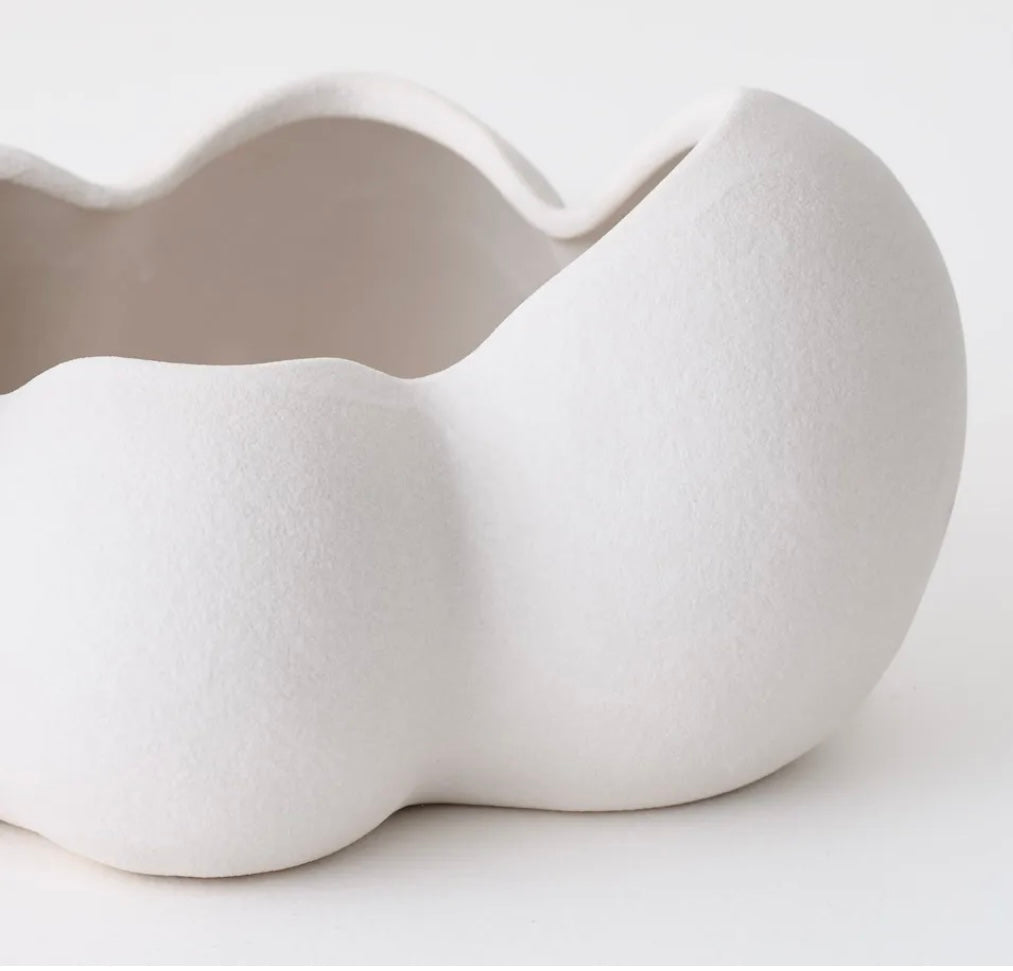 Aukia Pot - White Ceramic